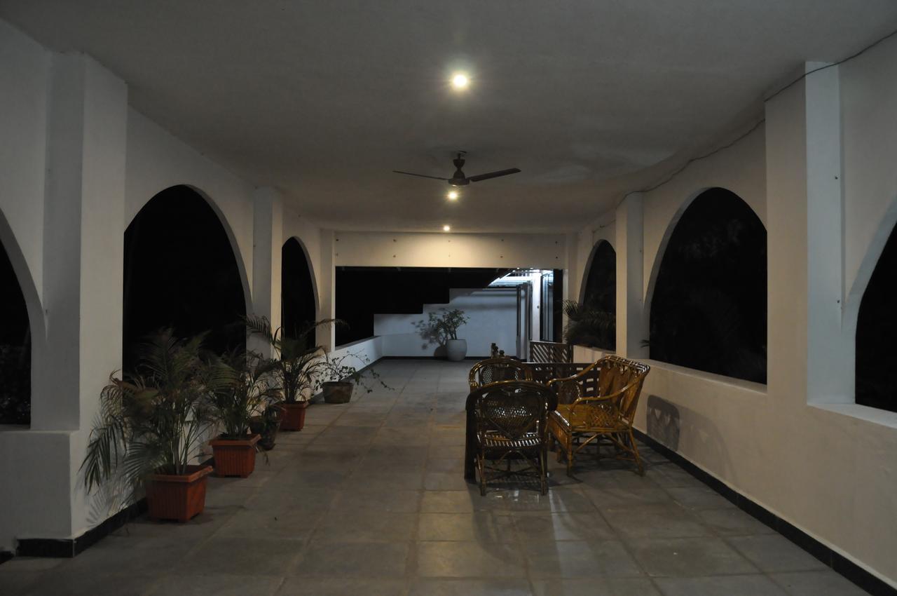 Villa Anna Pondy Puducherry Exterior foto