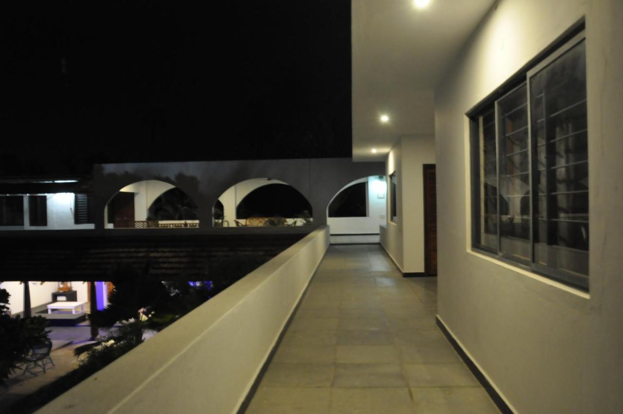 Villa Anna Pondy Puducherry Exterior foto